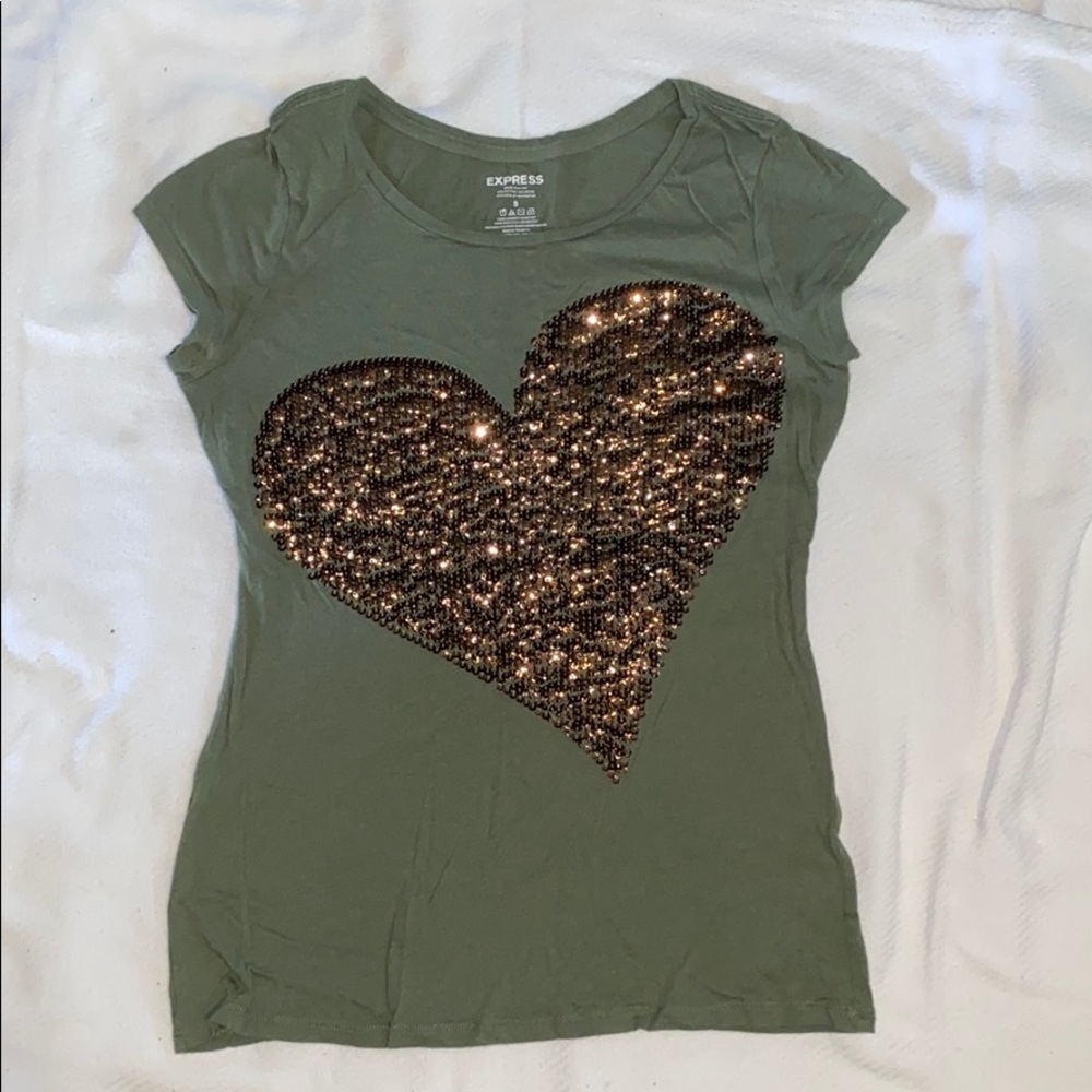 Express Green heart t-shirt